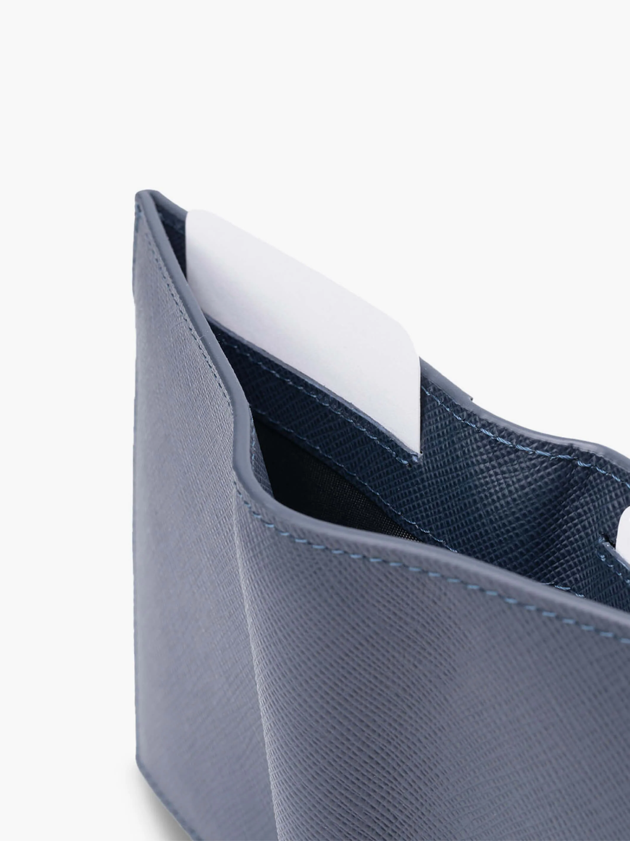 Cosmopolitan Pocket Leather Wallet - Image 27