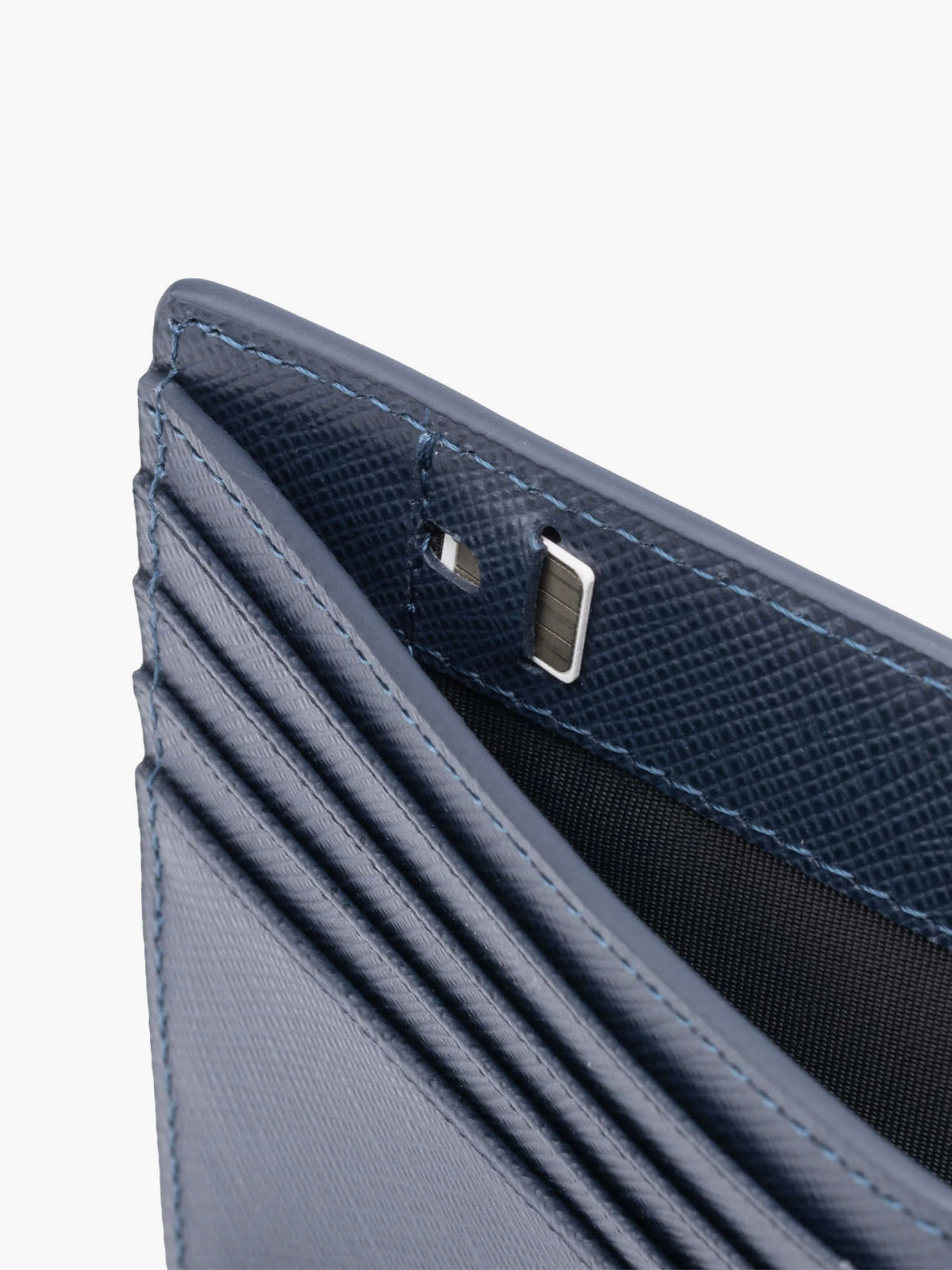 Cosmopolitan Slim Leather Wallet - Image 20