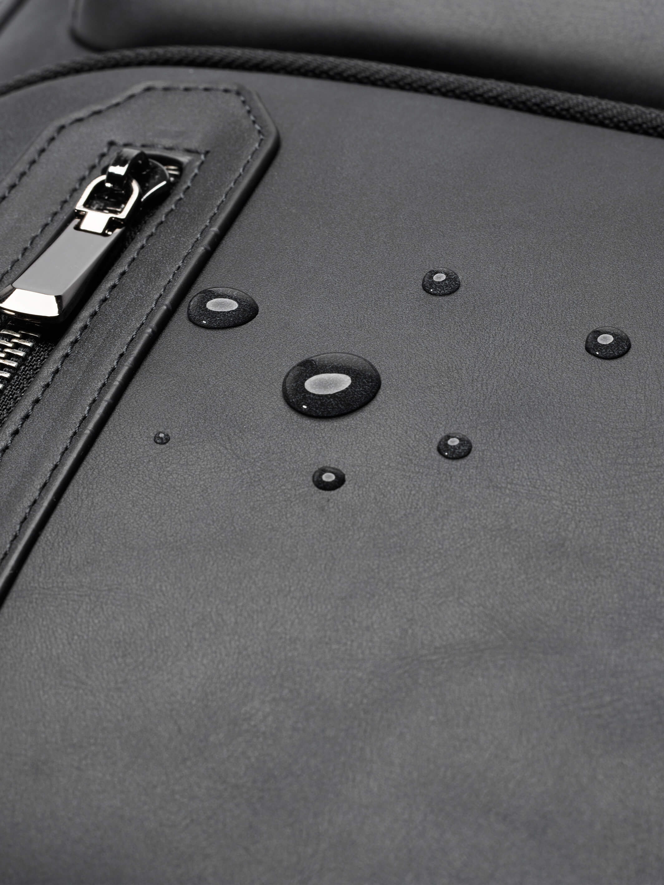 Explorer Light Backpack Plus - Image 15