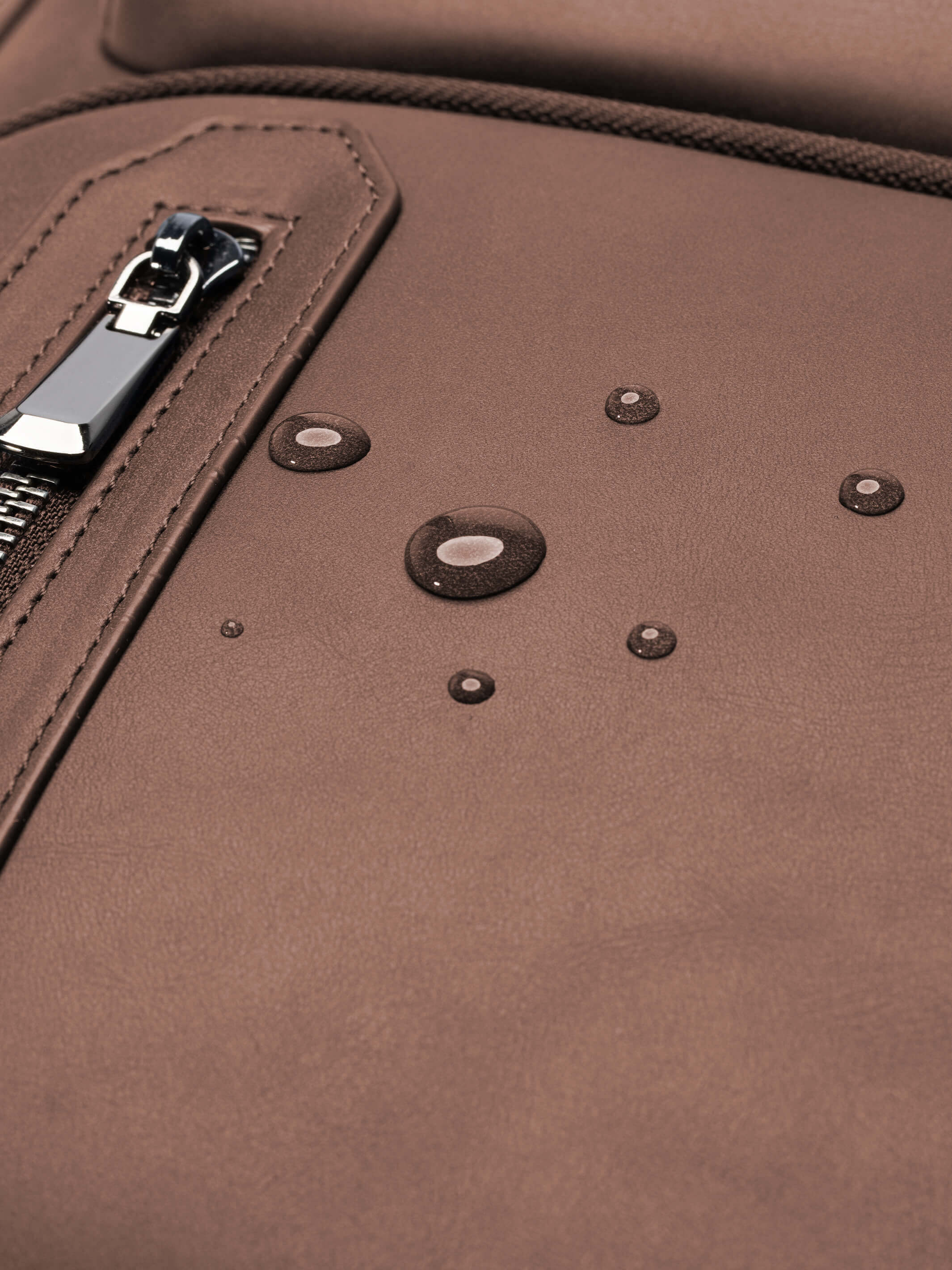 Explorer Light Backpack Plus - Image 23