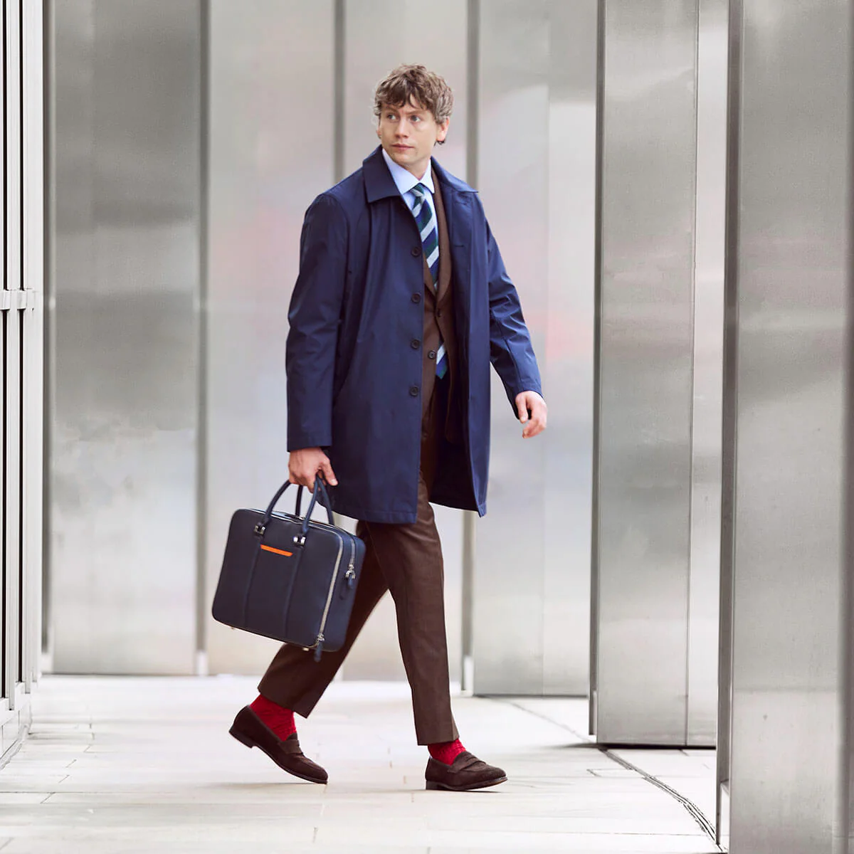 Manhattan Double-Zip Leather Briefcase - Image 25