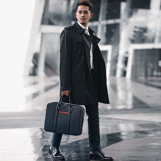 Manhattan Double-Zip Leather Briefcase - Image 35