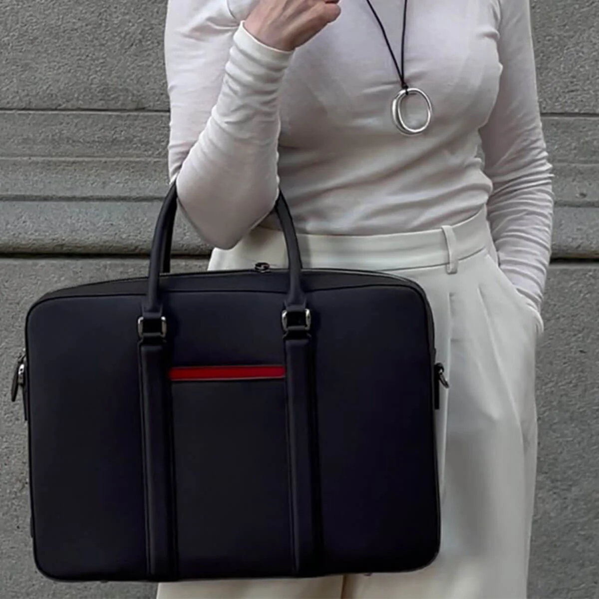 Manhattan Leather Briefcase - Image 62