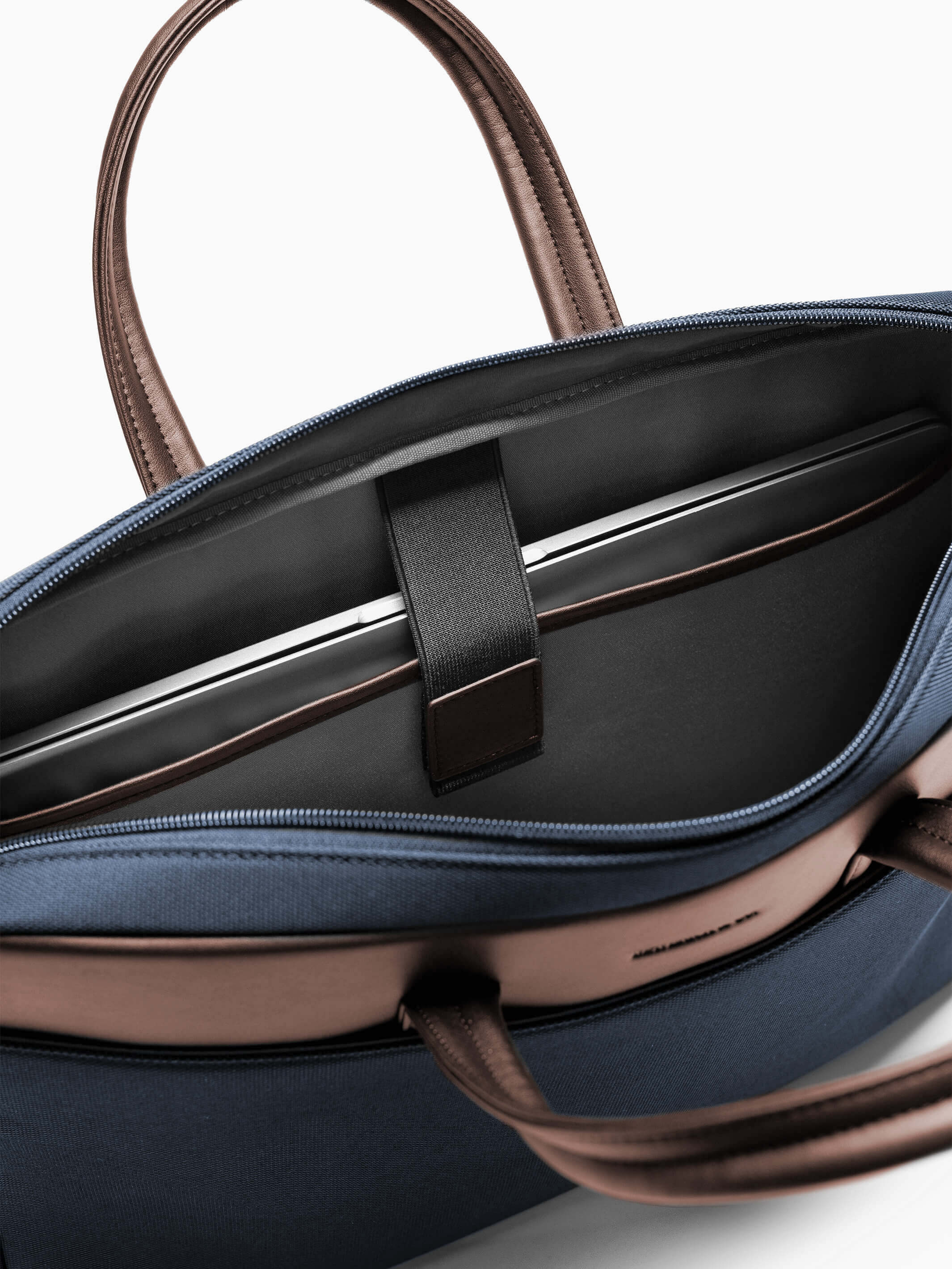 Motion Light Briefcase - Image 14