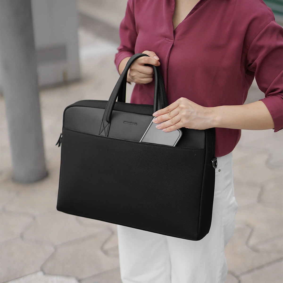 Motion Light Briefcase - Image 43