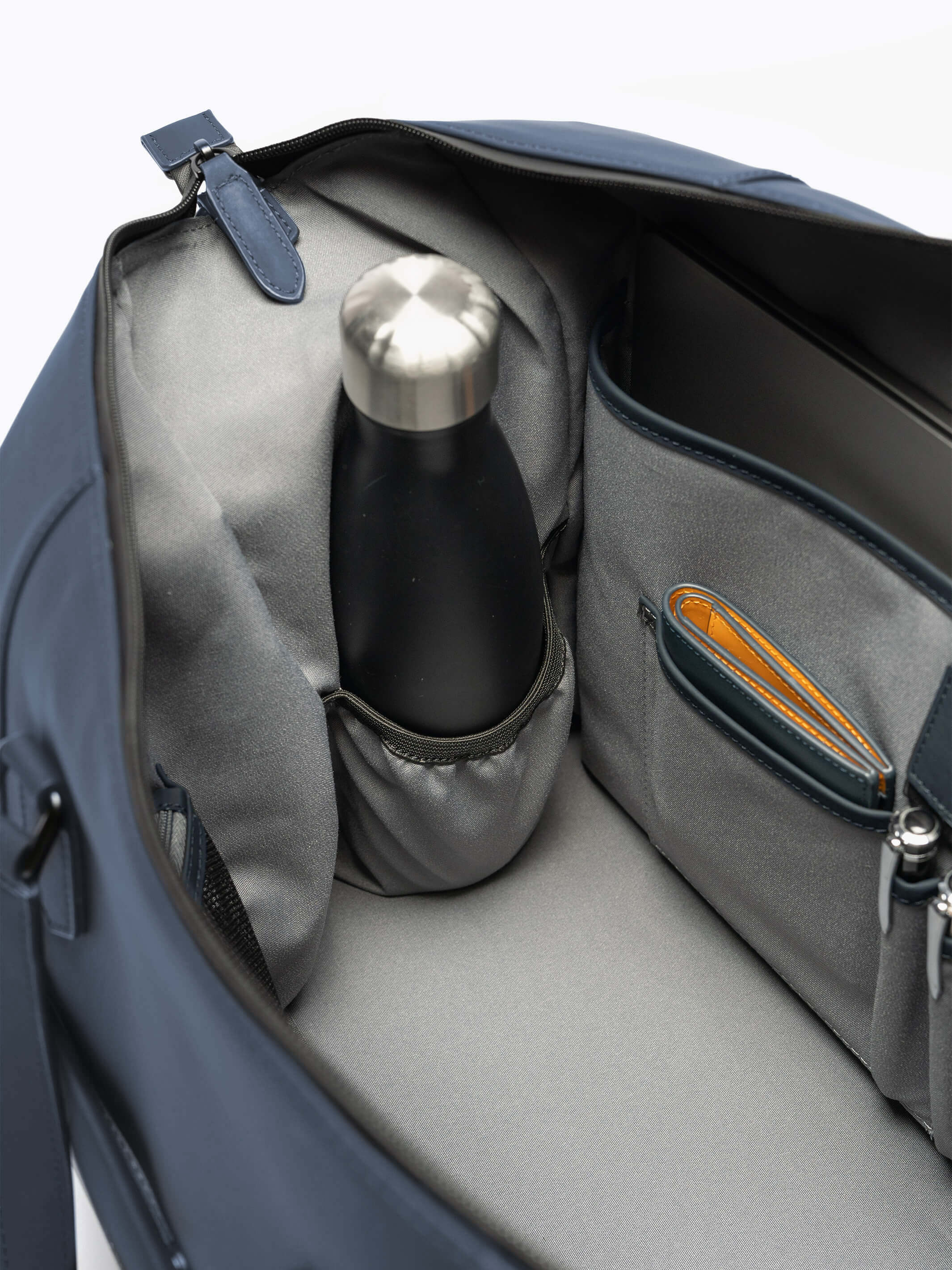 Vista Waterproof Weekender - Image 21