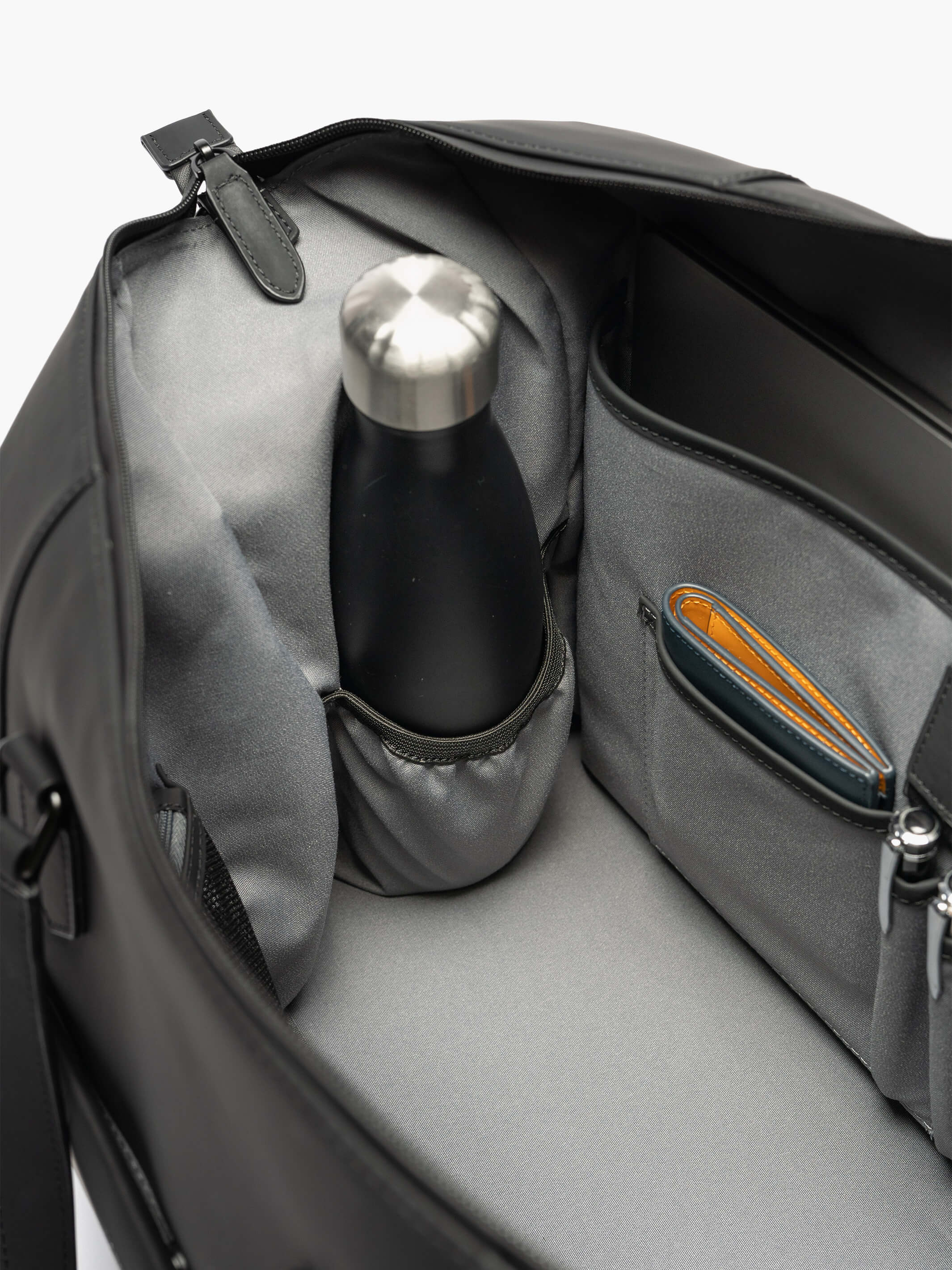 Vista Waterproof Weekender - Image 5