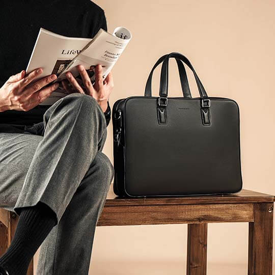 Windsor Deluxe Leather Briefcase - Image 15