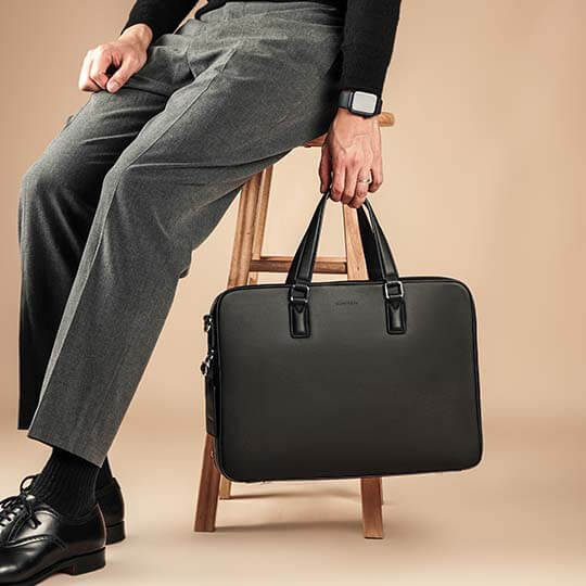 Windsor Deluxe Leather Briefcase - Image 17